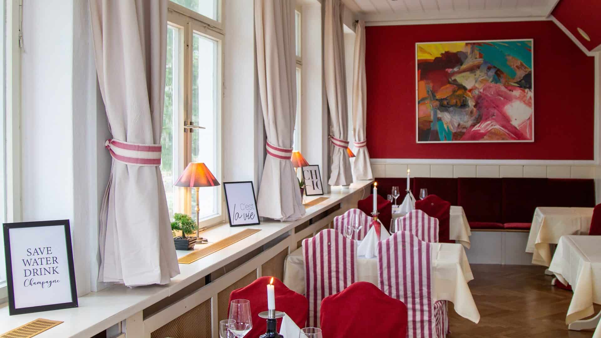 Sitzplätze-Restaurant-Schloss